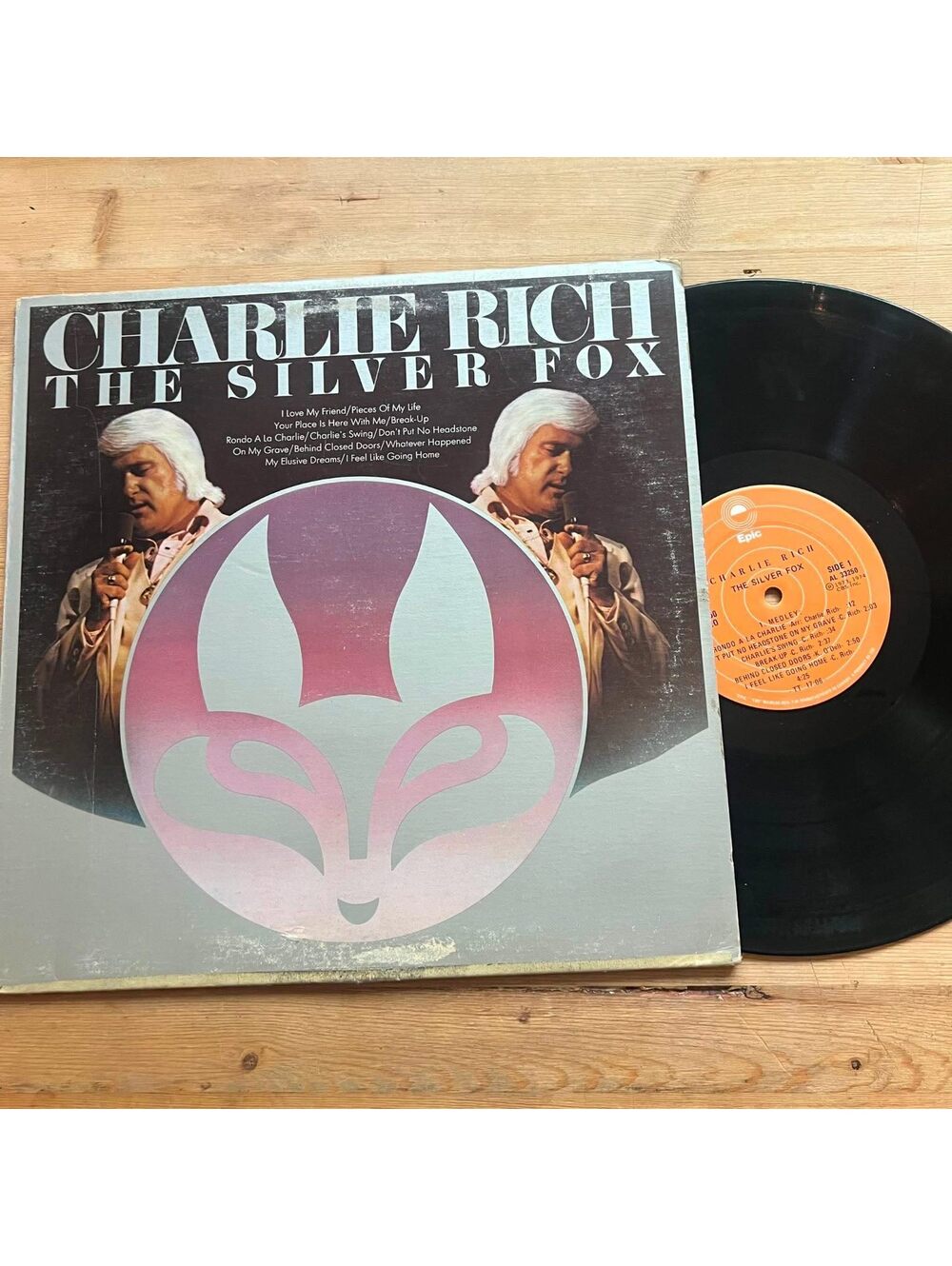 Charlie Rich - The Silver Fox 33rpm VG+ VR17